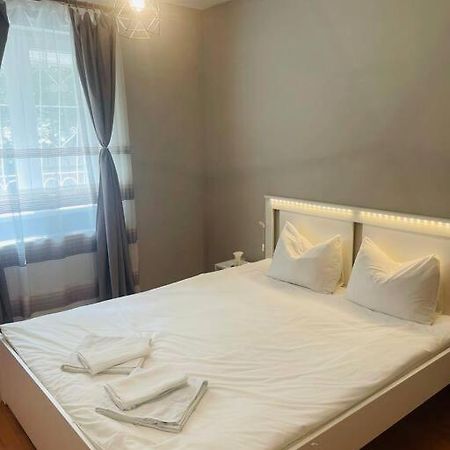 Ferienwohnung Chic Retreat Timişoara Exterior foto