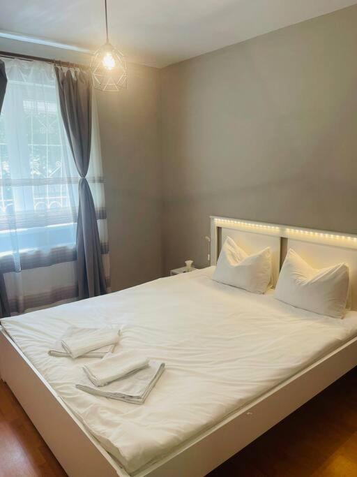 Ferienwohnung Chic Retreat Timişoara Exterior foto